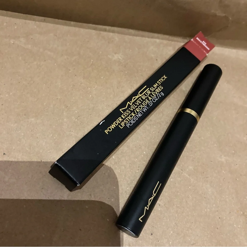 Mac lipstick 899